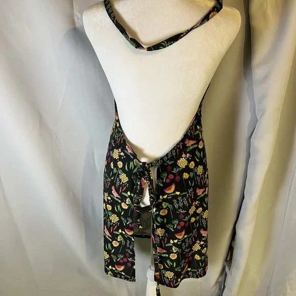 Apron Black Gardening Farm Theme Flowers Chickens Veggies Cooking Old‎ School - Picture 3 of 10